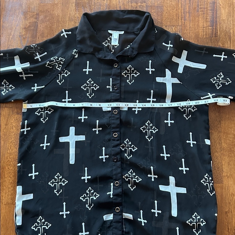 Marisol edgy Goth rock, sheer blouse cross design, black white top women’s large - Picture 9 of 14